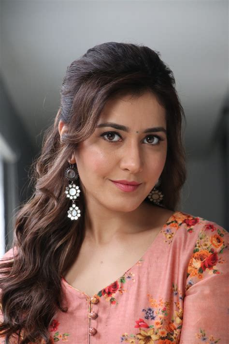 Actress Rashi Khanna Latest New Pictures Gallery Latest