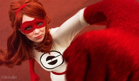 Helen Parr Incredibles Costume 15 Elastigirl Cosplay Pics Sorted