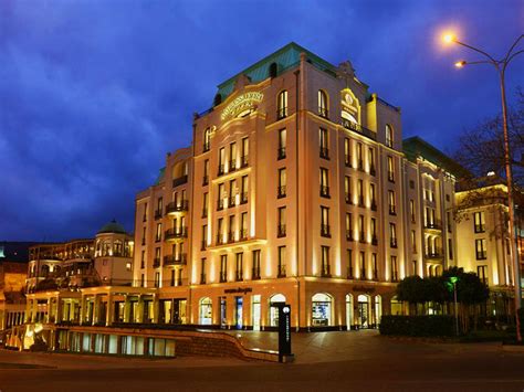 top  luxurious hotels  georgia
