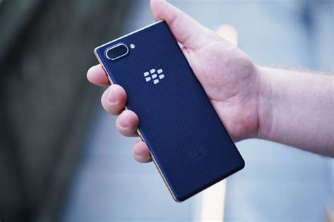 blackberry announces  priced key le smartphone eftm