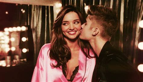 Justin Bieber ‘very Persistent’ With Miranda Kerr After