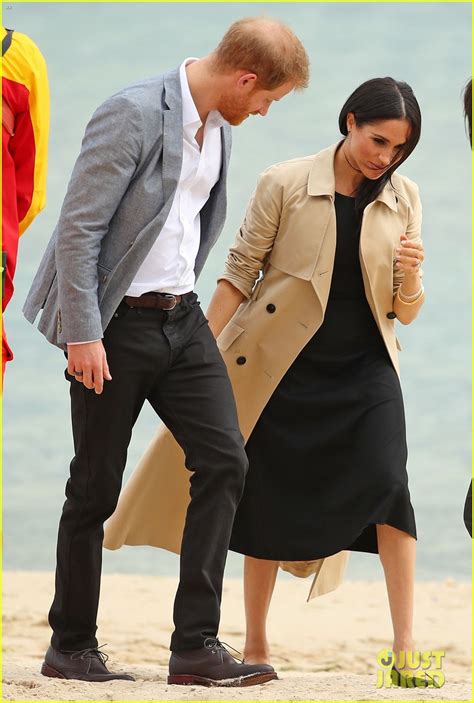 prince harry and meghan markle hit the beach in melbourne