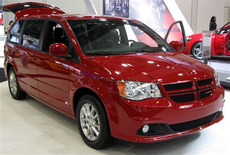 recall dodge minivans recalled due  faulty airbags