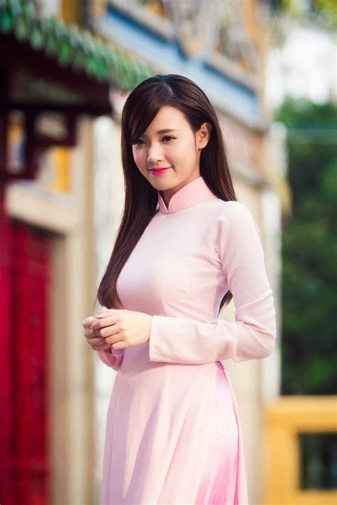 Nhung Hinh Anh Hot Girl Dep Duyen Dang Trong Ta Ao Dai Viet Nam 8 Thư