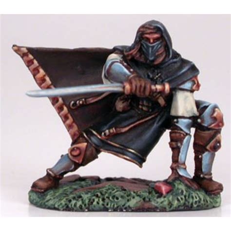 dark sword miniatures visions  fantasy crouching male assassin