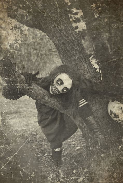 photographer   sister recreate creepy vintage halloween masks  pics demilked