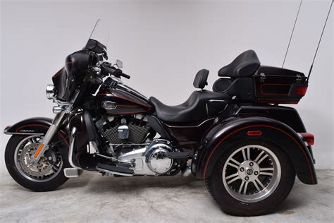 pre owned  harley davidson tri glide ultra classic  scott city  lawless harley