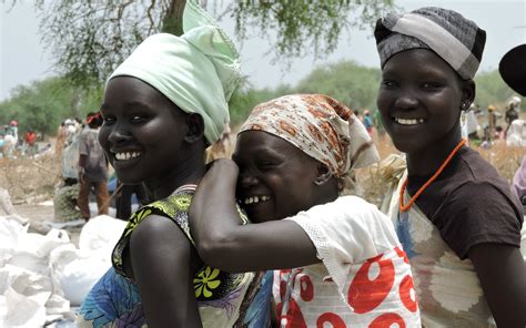 south sudan   land  plenty     million   people  hungry oxfam