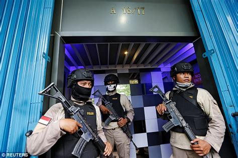 Men Arrested During Raid On A Gay Party In Indonesia Daily Mail Online