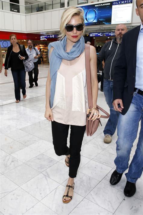 Sienna Miller Shows Us How To Master Airport Style