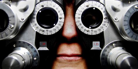 oogmeting laten doen bij de oogarts  de opticien