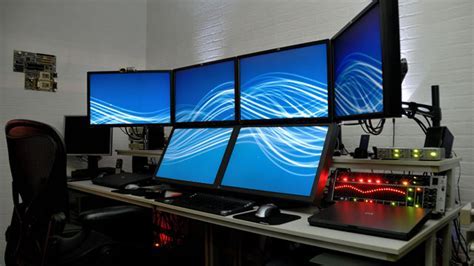 Top 7 crazy (and awesome) PC setups   Speed Up My PC FREE