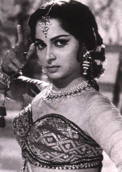 waheeda rehman vintage bollywood most beautiful indian actress