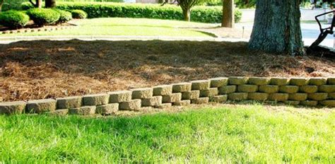 build  stackable block retaining wall todays homeowner