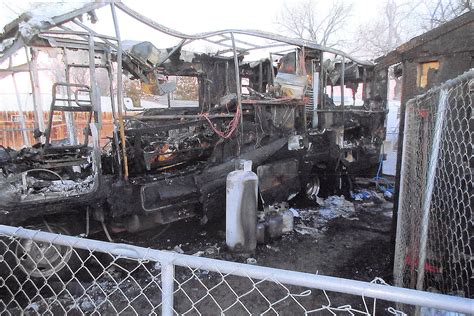 fire destroys mobile home  cheyenne