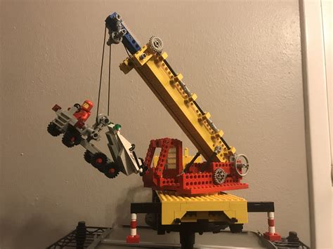 expert builder mobile crane lego technic mindstorms model team  scale modeling