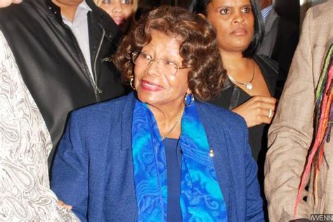Report Mjs Mom Katherine Jackson Fights For Her Life After Stroke