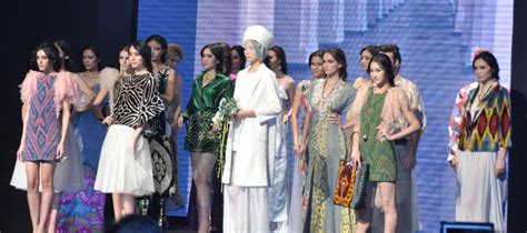 Guli Show At China Fashion Week Exotic Style From Uzbekistan 14