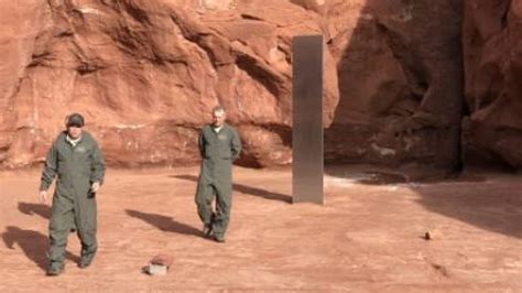 mysterious metal monolith  utah disappears days    discovered  news sky news