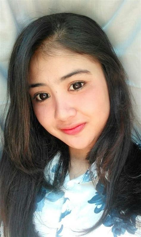 Indonesian Girls Hottness Bikins Hijabi School Girl Idol Tau Bounty Lips