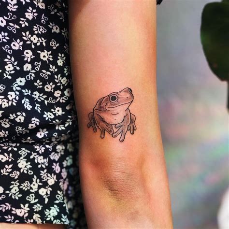 cute small animal tattoo ideas