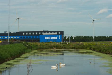 bolcom opent nieuw complex  waalwijk waalwijk heusden eo bdnl