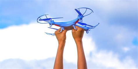 drones  kids  fly   kid friendly drone toys