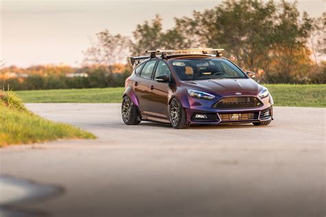 ford focus st  blood type racing  stance shot fordsema