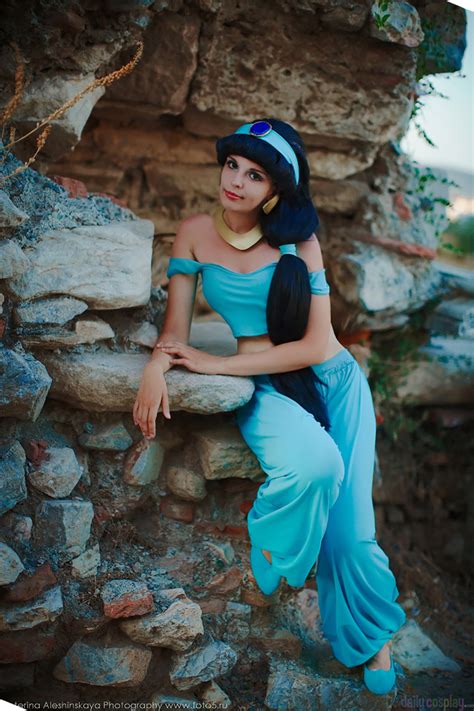 Princess Jasmine From Aladdin Daily Cosplay Com