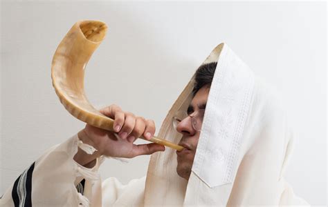 shofar blasts  jewish learning