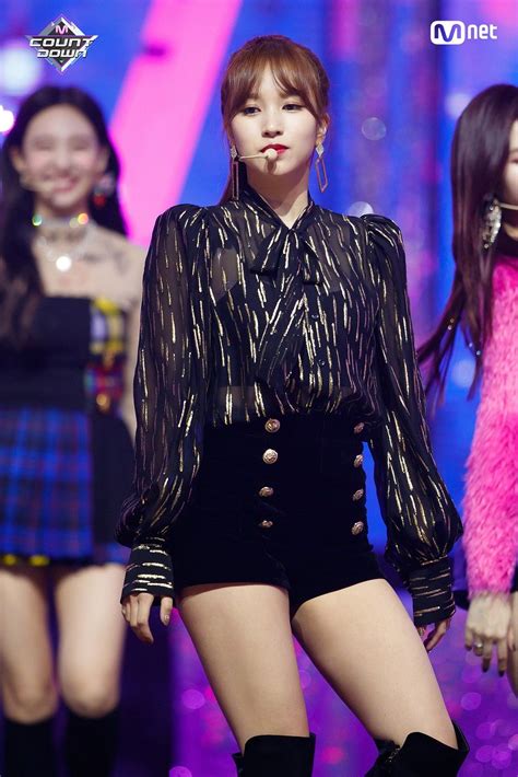 10 Times Twice S Mina Lived Up To Her Black Swan Nickname In The