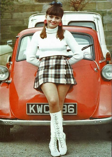 Cool Pics Of Girls In Boots From The Late 1960s And 1970s