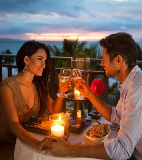 35 romantic date night ideas for married couples