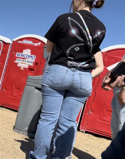 Thick Ass In Jeans Tight Jeans Forum