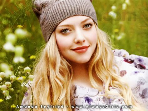 celebrity hd wallpapers hollywood model amanda seyfried hd pics