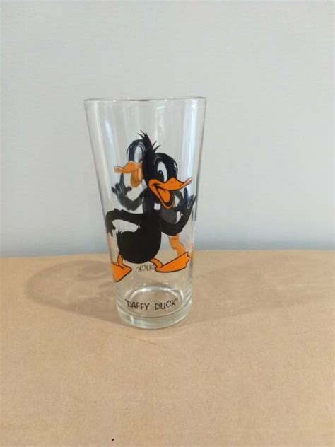 Vintage 1973 Pepsi Collectors Series Warner Bros Daffy Duck Glass Ebay