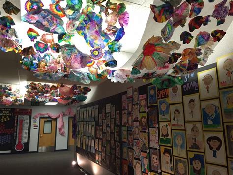 organize  amazing art show   school scholasticcom