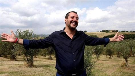 Sdeng Salvini Replica A Botte Di Frecciate Al Post Della Isoardi Mejo