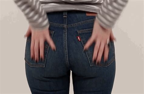 We Tried Levi S Wedgie Fit Jeans — Here S The Verdict