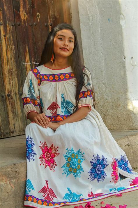 Belleza Wixarika Mexican Traditional Clothing Mexican Outfit
