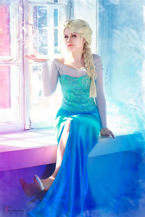 Dazzling Elsa From Frozen Cosplay — Geektyrant