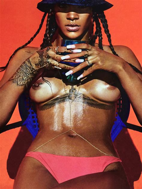 sexy pics of rihanna the fappening leaked photos 2015 2019