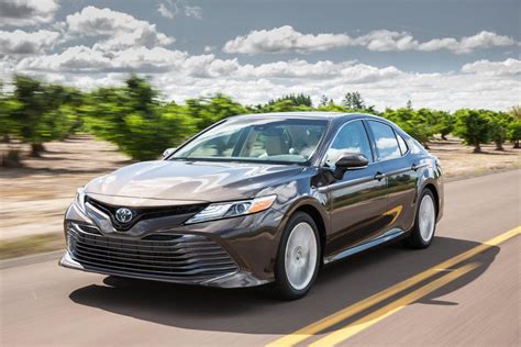 2018 Toyota Camry Hybrid Xle Review 2018 Pcmag Australia