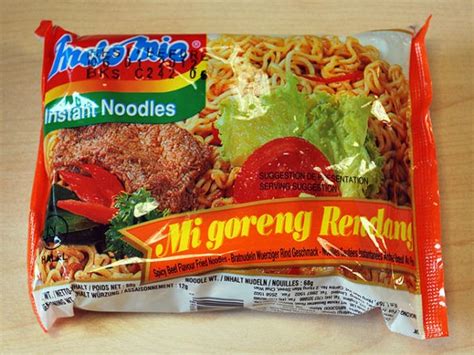 indomie instant noodles mi goreng rendang spicy beef flavour