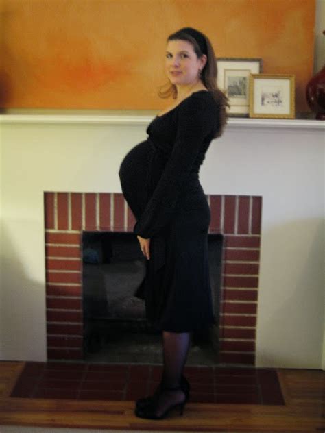 Pregnant In Pantyhose Amazing Preggo Wearing Hose