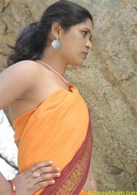 Mallu Actress Without Blouse Sexy Photo Collections
