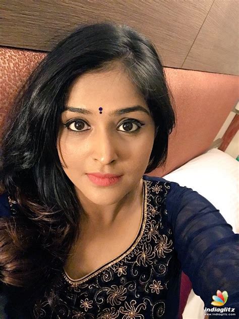 Remya Nambeesan In 2020 Hollywood Top Actress Actresses Hollywood