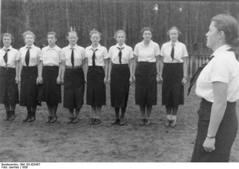 [photo] Members Of The League Of German Girls On A Parade Ground