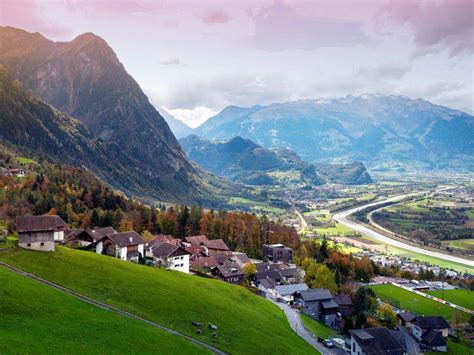 journeying    beautiful swiss villages times  india travel