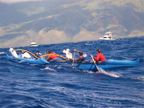 outrigger canoe paddling hookipa aikane  maui hawaii